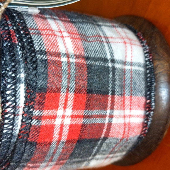 Old World Spool Ribbon Plaid Tartan Flannel Wide Red Black Fabric Wood Primitive - Picture 5 of 5